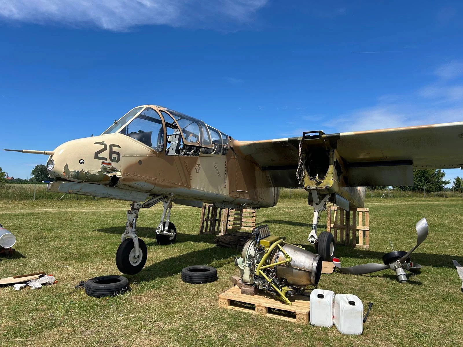 OV-10 Bronco zostanie w Lesznie. Lotnisko szuka ekipy do renowacji