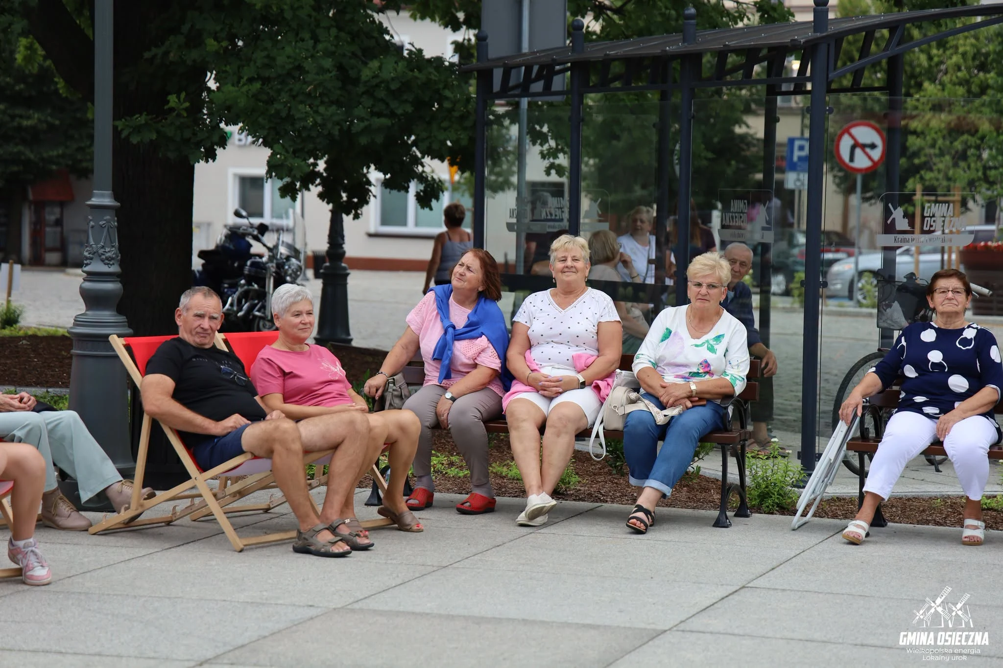 Klimat lat 80. opanował Rynek w Osiecznej — zdjęcie 8