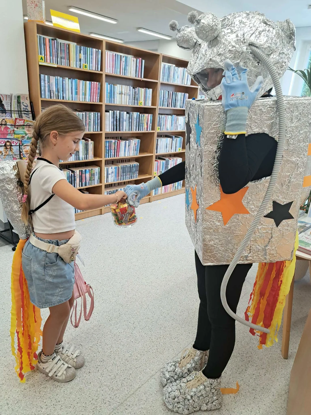 Biblioteka w Krzemieniewie zamieniła się w bazę kosmicznych badań — zdjęcie 10