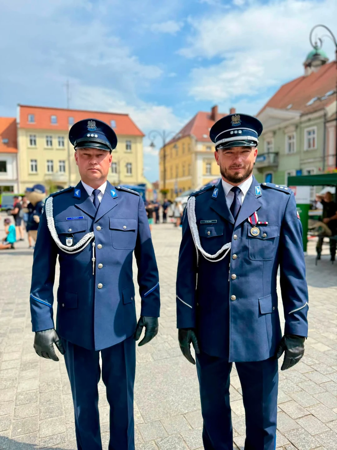 Święto Policji w Rawiczu: awanse, odznaczenia i nowy sztandar — zdjęcie 8