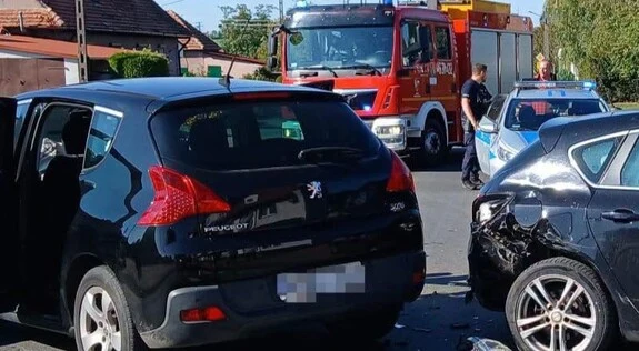 Pijany kierowca uderzył w auto i uciekł w pole. Schwytali go świadkowie
