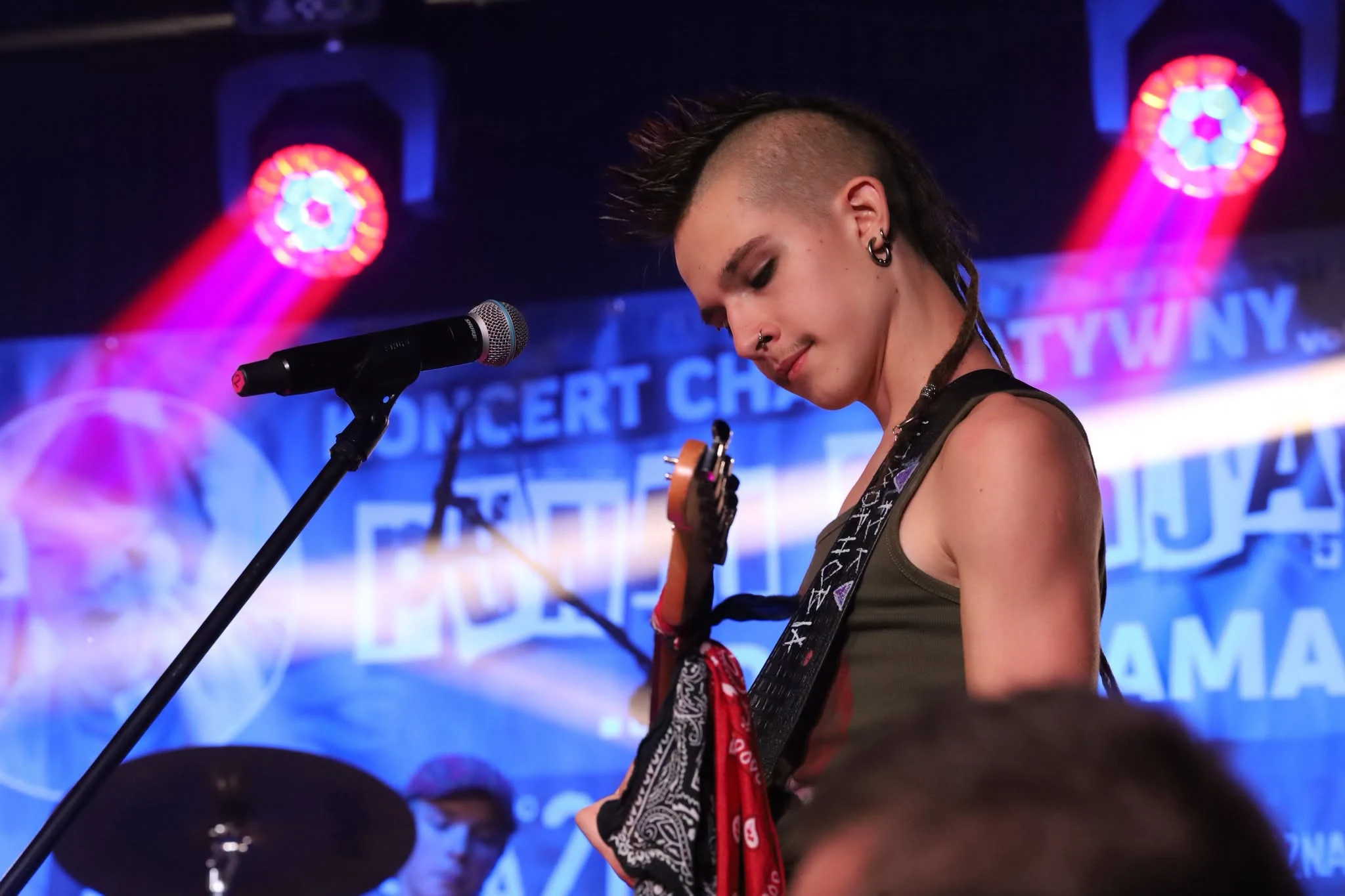 Punki zagrały dla Adama – charytatywny koncert pełen emocji — zdjęcie 23
