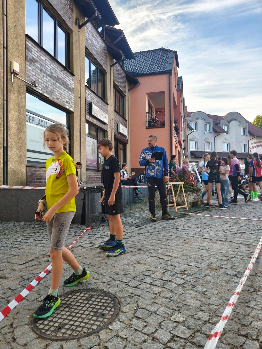 UKS Dąb Leszno z medalami na Mistrzostwach Młodzików w BnO — zdjęcie 11