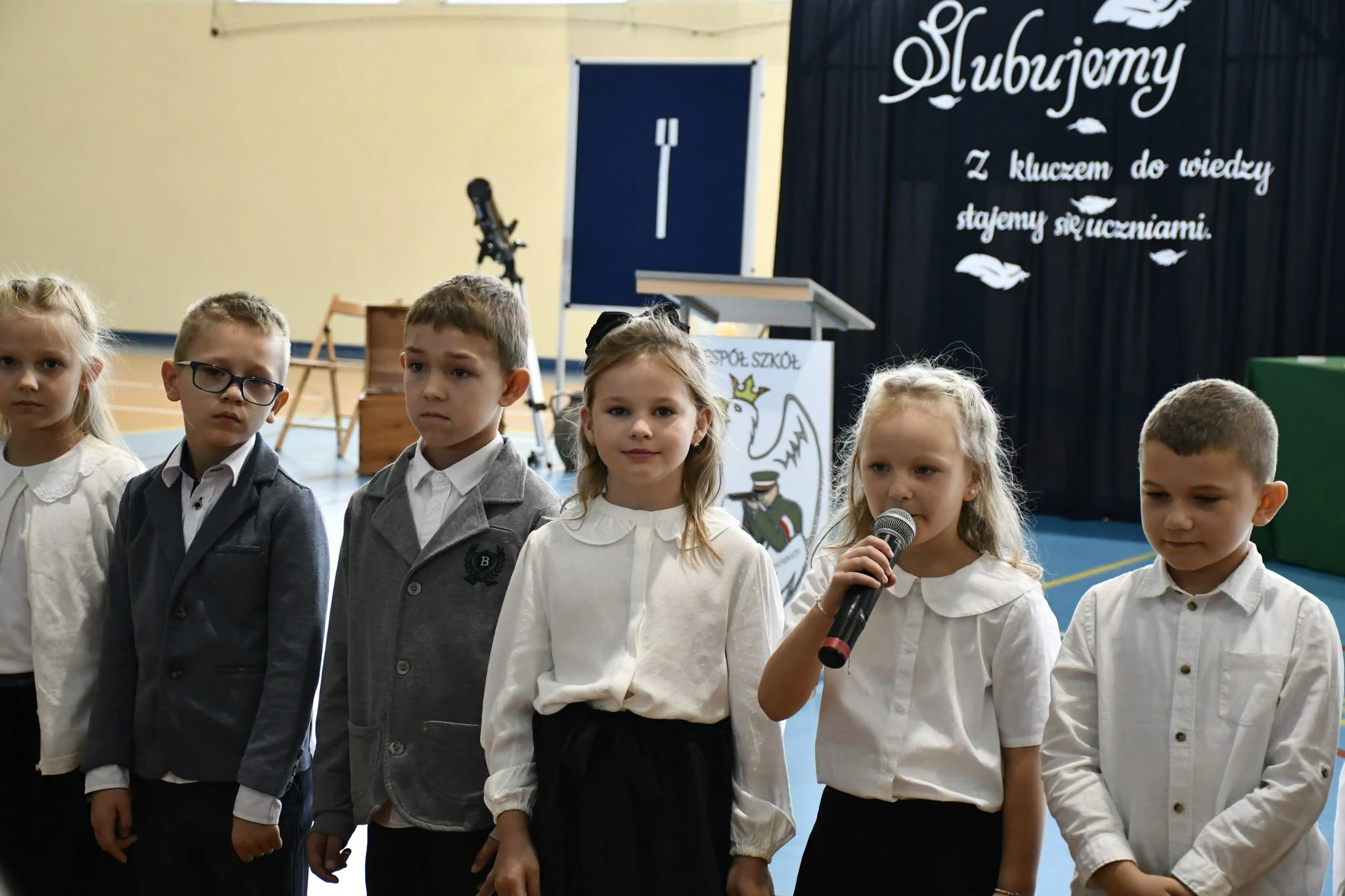Pasowanie pierwszoklasistów w Brennie — zdjęcie 16