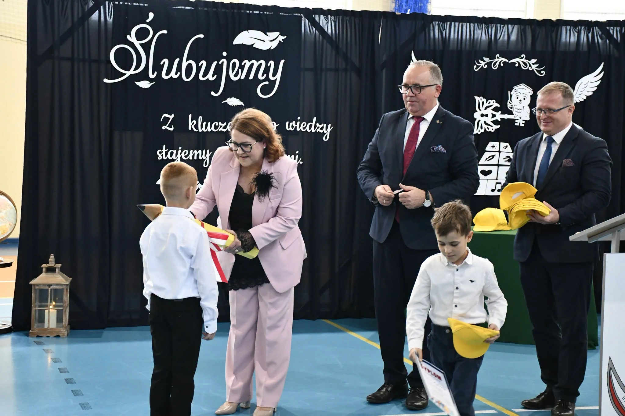 Pasowanie pierwszoklasistów w Brennie — zdjęcie 32