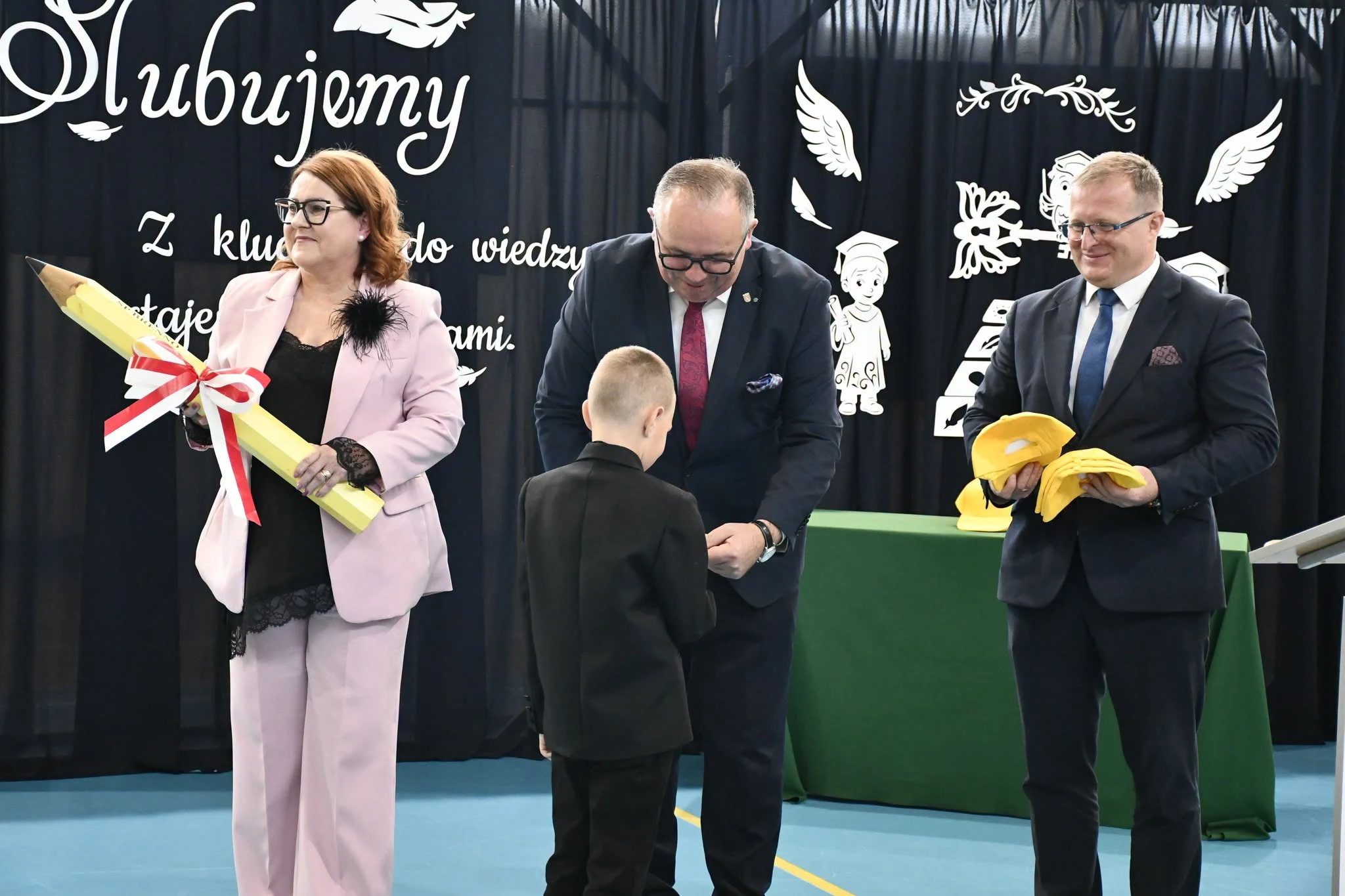 Pasowanie pierwszoklasistów w Brennie — zdjęcie 34