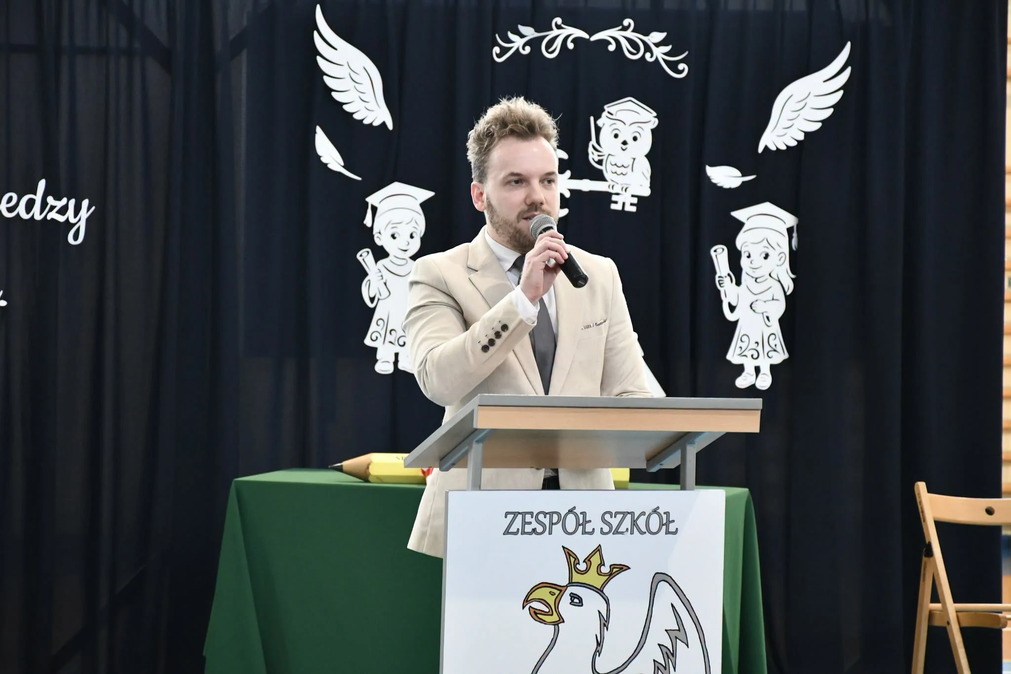 Pasowanie pierwszoklasistów w Brennie — zdjęcie 45