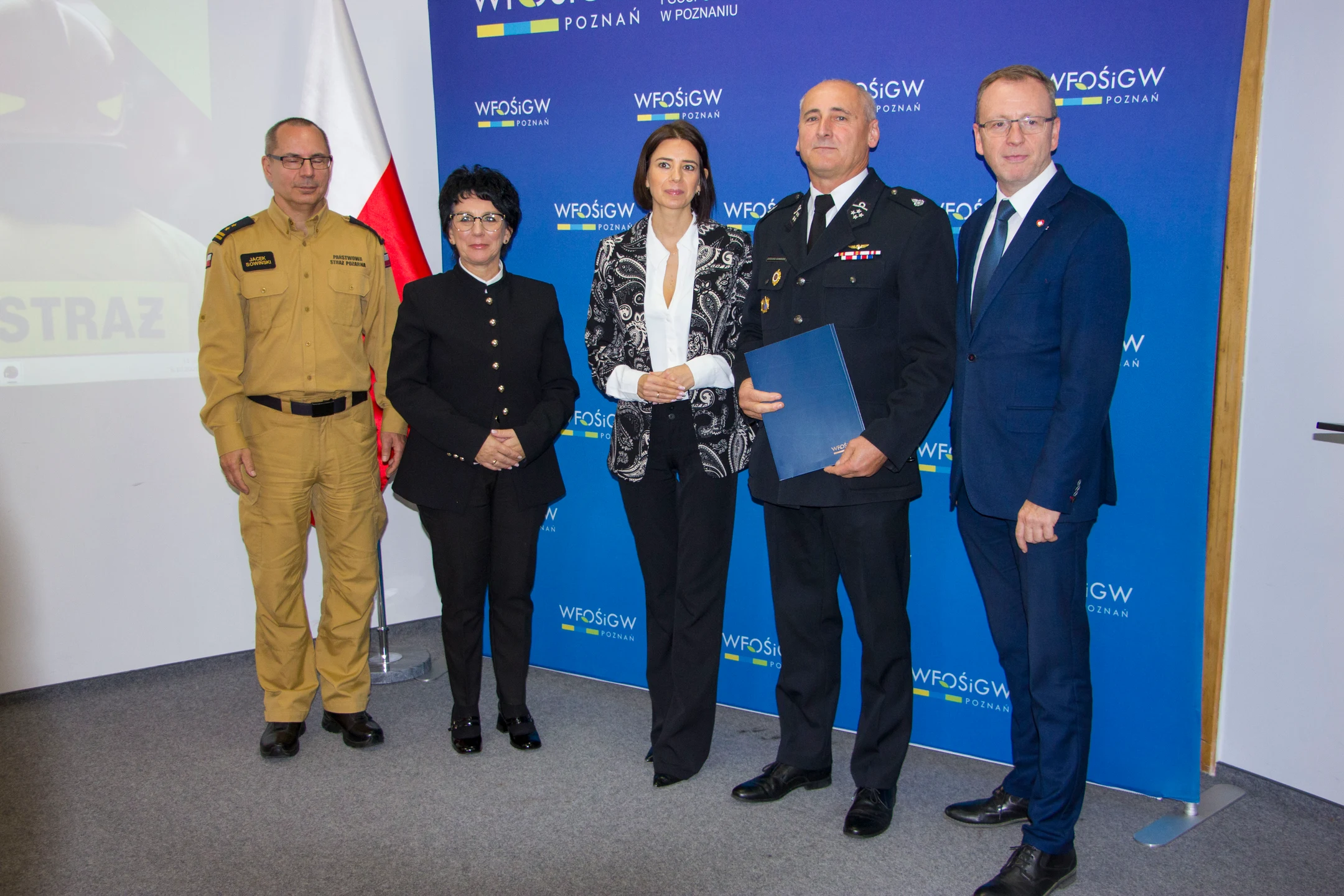 Umowy dla straży pożarnych z czterech powiatów podpisane w Lipnie — zdjęcie 8