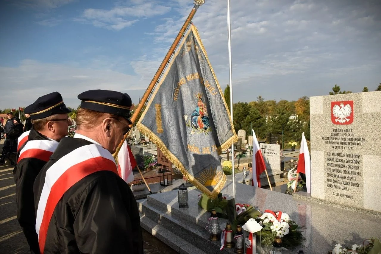 Włoszakowice uczciły pamięć siedmiu Polaków rozstrzelanych w 1939 r.