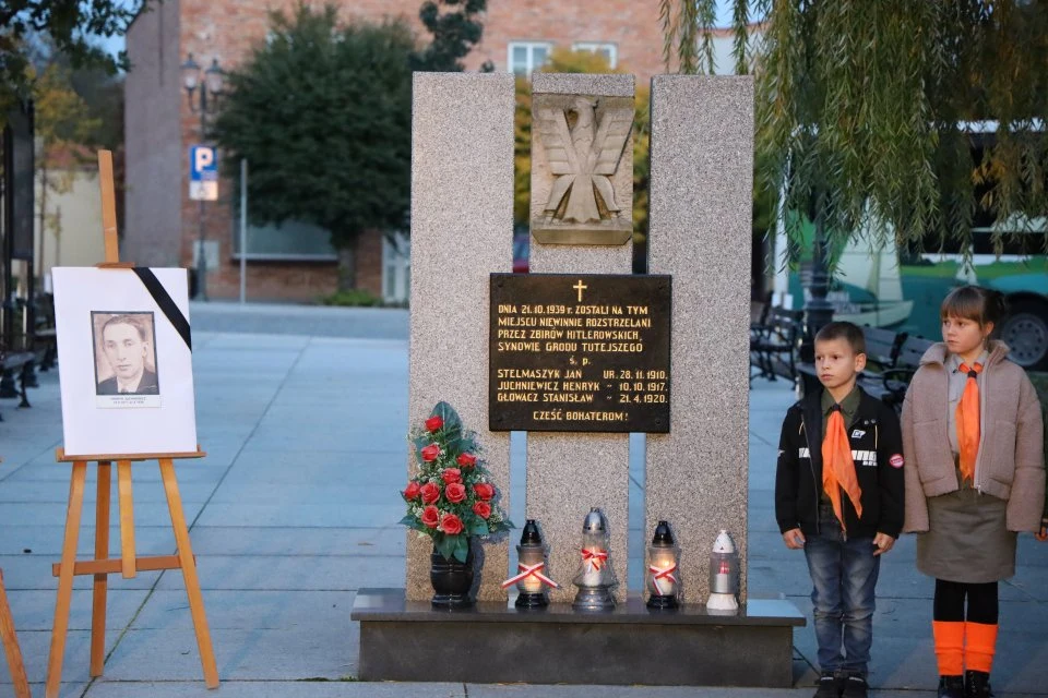 Osieczna uczciła pamięć ofiar rozstrzelanych przez okupanta