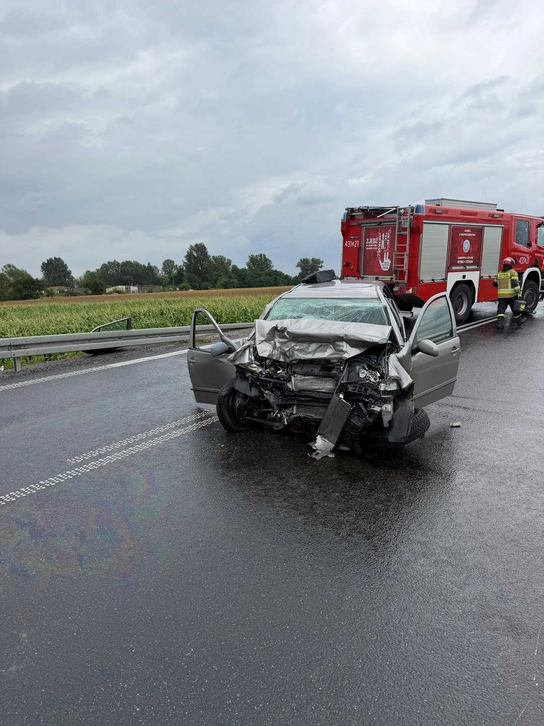 Tragiczny wypadek na DW 323 pod Starą Górą