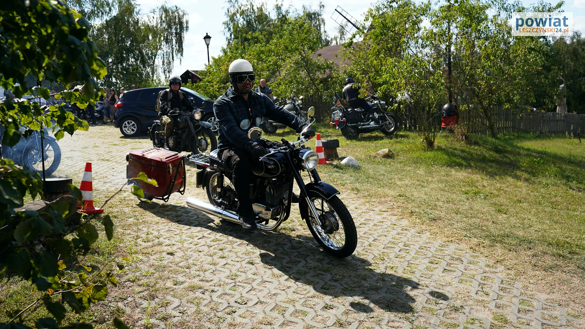 Zdjęcie 75