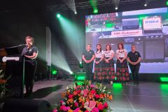 de360975-4dc1-4d23-93da-aa823243895f