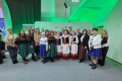 f2db5e1a-bca9-4063-a8b3-93d7446c2245