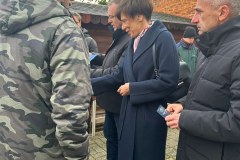 Nowy-bus-oficjalnie-przekazany-SDS-w-Kakolewie-00011