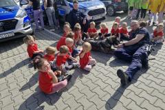 Policjanci-z-wizyta-u-przedszkolakow-w-Rydzynie-004