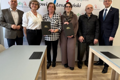 Powiat-leszczynski-podpisal-umowye-00001
