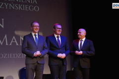 koncert-noworoczny-starosty-leszczynskiego-nagrody-zasluzony-00110