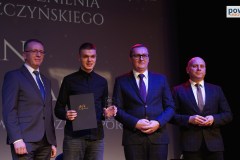 koncert-noworoczny-starosty-leszczynskiego-nagrody-zasluzony-00115