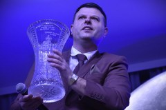 Wnies-serce-nad-zlo-00018