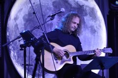 Wnies-serce-nad-zlo-00020