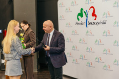 stypendia-Starosty-Leszczynskiego-015