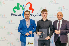 stypendia-Starosty-Leszczynskiego-059