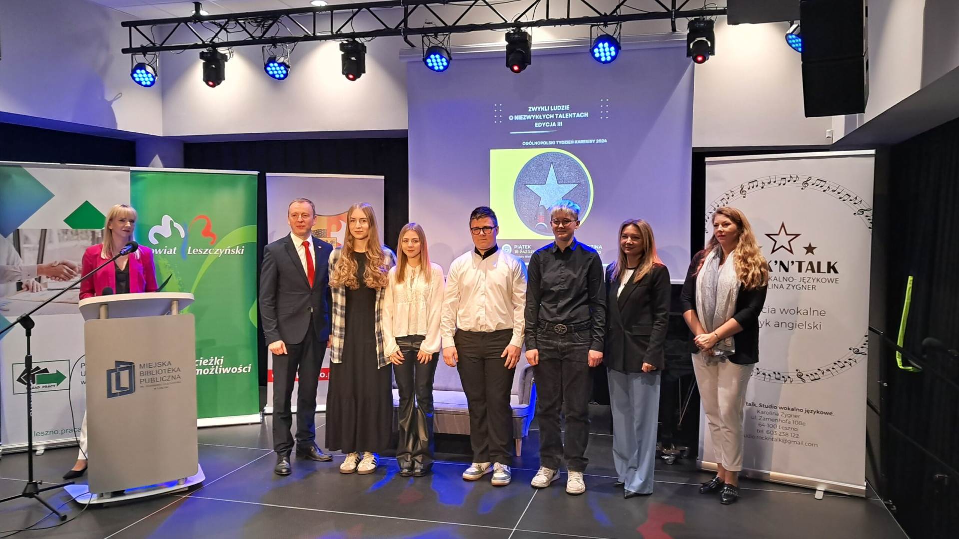 „Zwykli ludzie o niezwykłych talentach” – III edycja w Bibliotece Publicznej w Lesznie