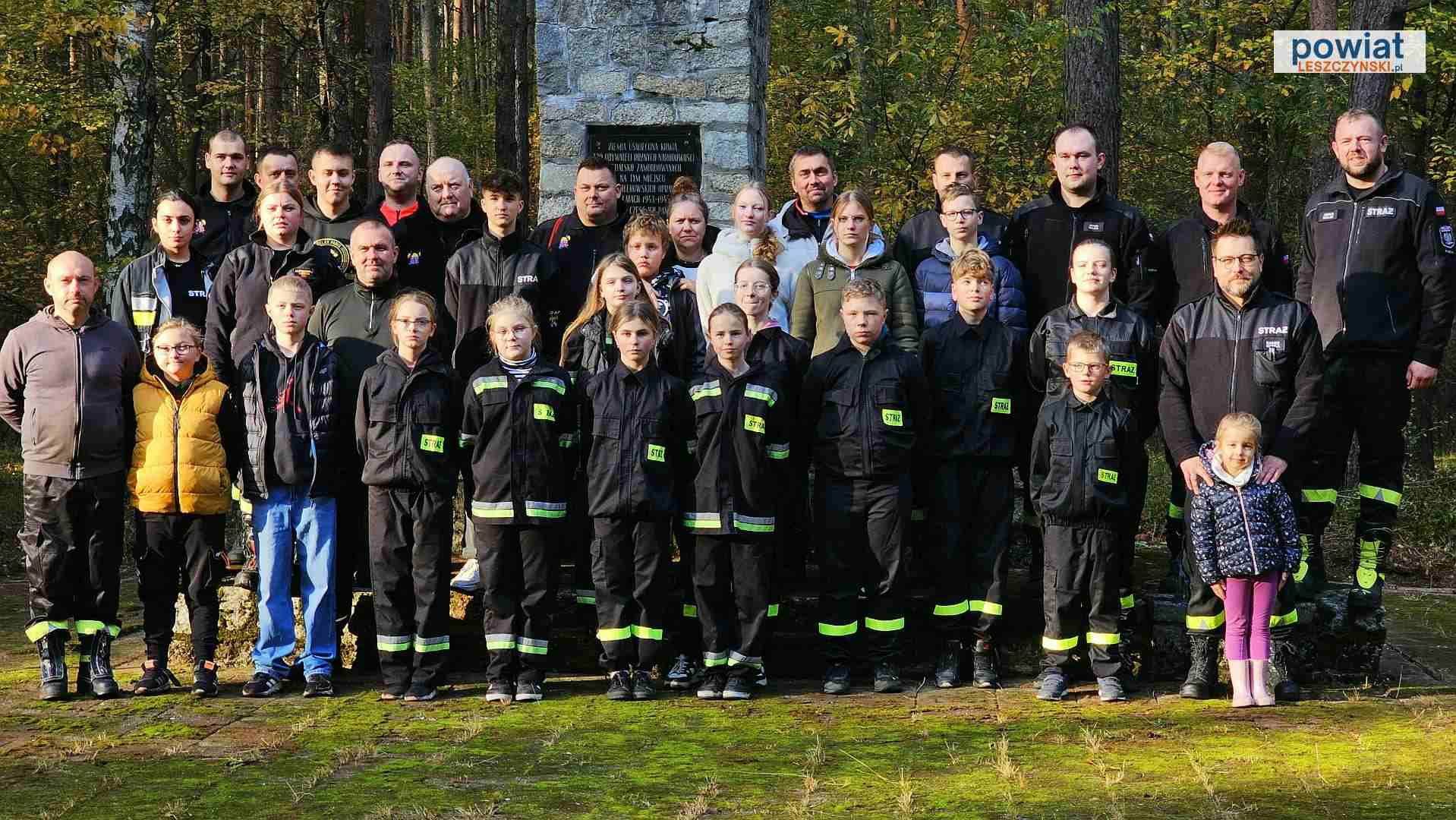 Pomnik Upamiętniający Niemiecką Zbrodnię w Lasach Rydzyńskich – Miejsce Pamięci Ofiar Powiatu Leszczyńskiego