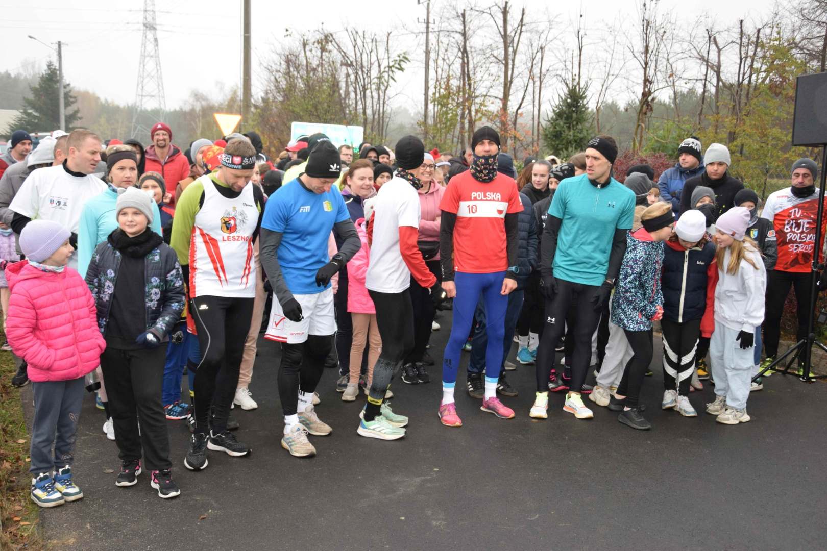 Bieg Niepodległości i Marsz Nordic Walking im. Hanny Hubert uczciły Narodowe Święto Niepodległości w Długiem Nowem