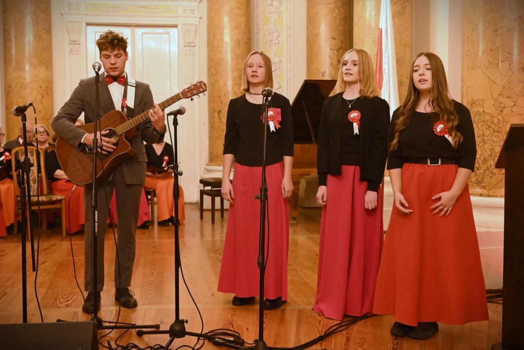Koncert Niepodległościowy w Pałacu w Pawłowicach uczcił Święto Niepodległości