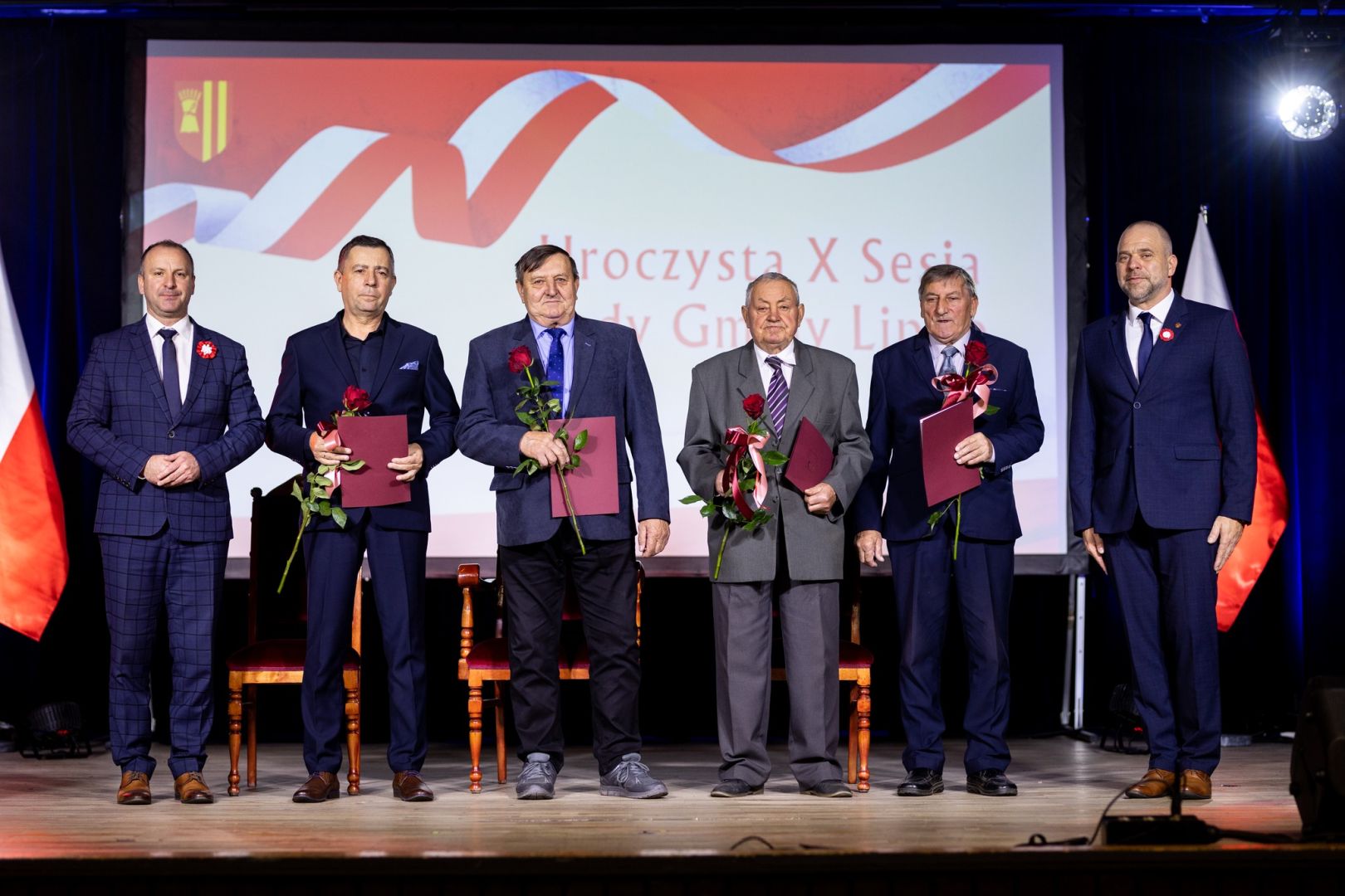Uroczysta Sesja Rady Gminy Lipno: Wręczenie Tytułów i Gratulacji dla Zasłużonych Mieszkańców