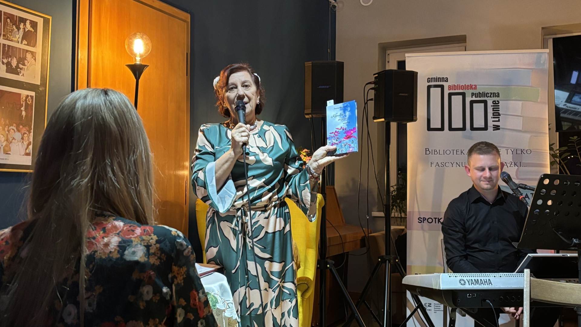 Wieczór poezji w Lipnie: promocja debiutanckiego tomiku Teresy Woźniak