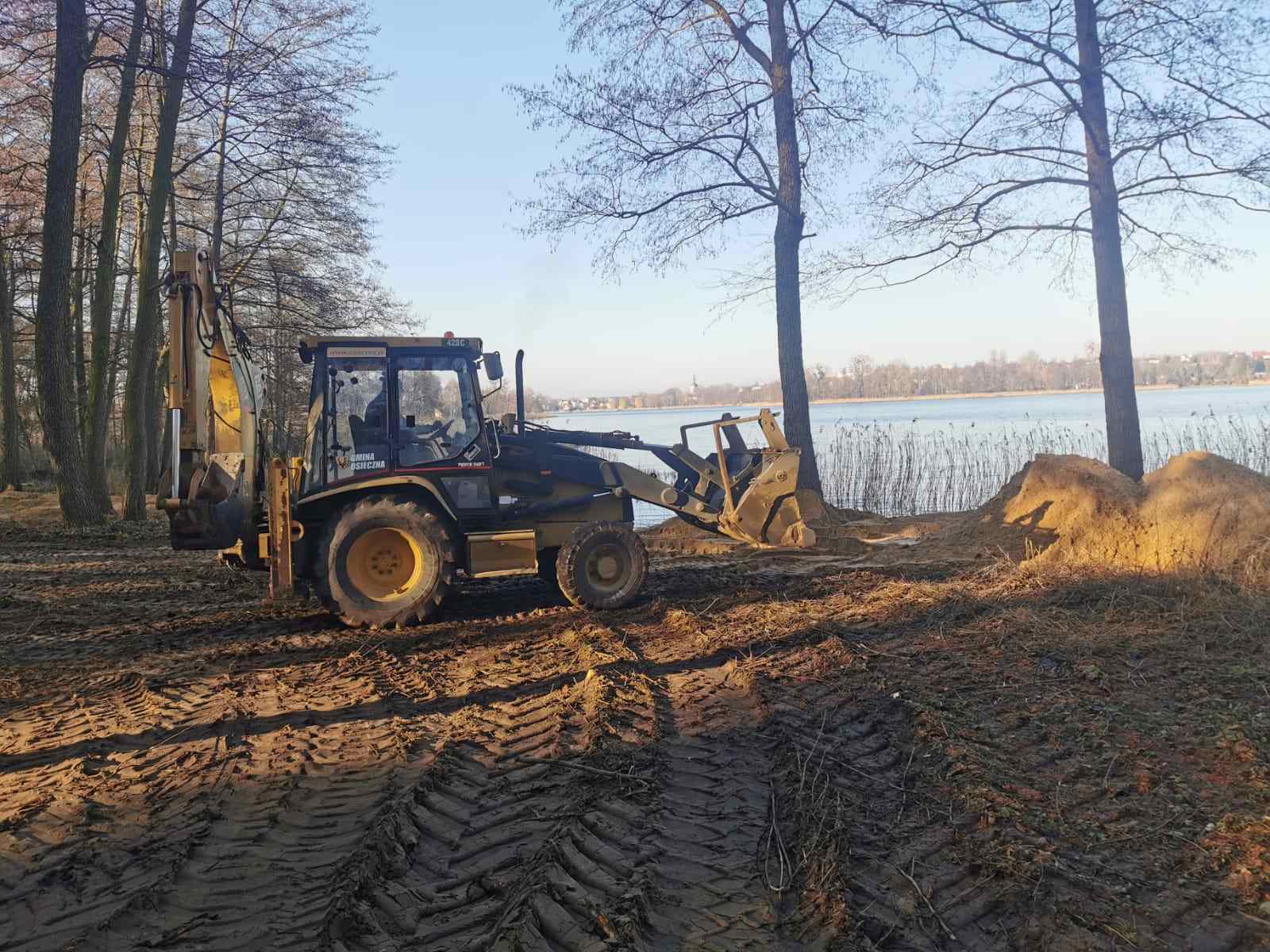 Nowa plaża na „Stanisławówce” – prace w Gminie Osieczna