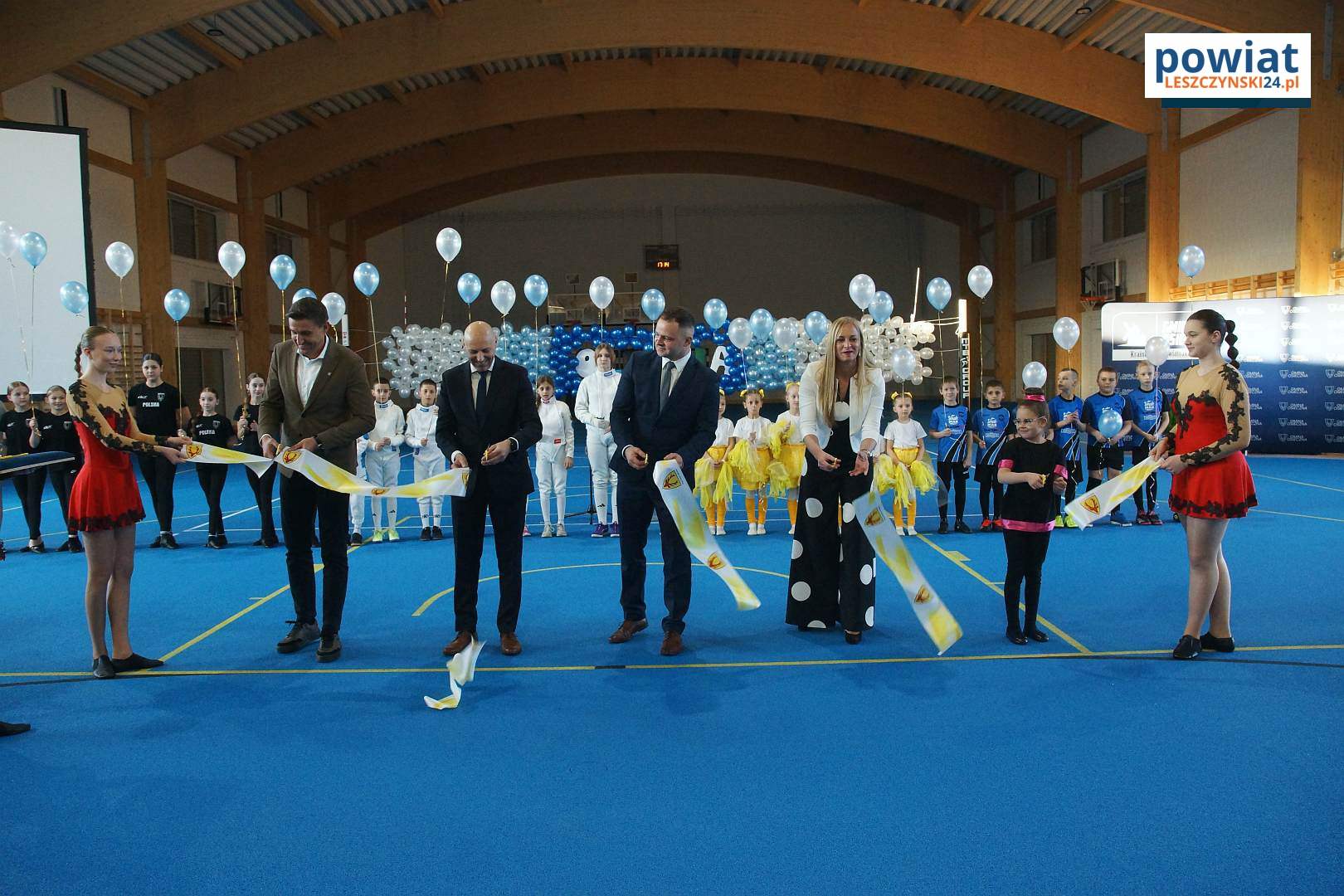 Nowa hala sportowa w Kąkolewie oficjalnie otwarta