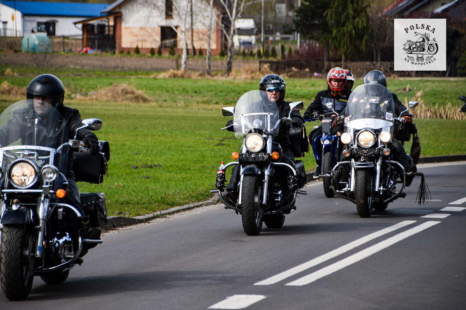 Setki motocykli, parada i muzyka na żywo. III Motocyklowe Spotkanie przy Grillu w Włoszakowicach