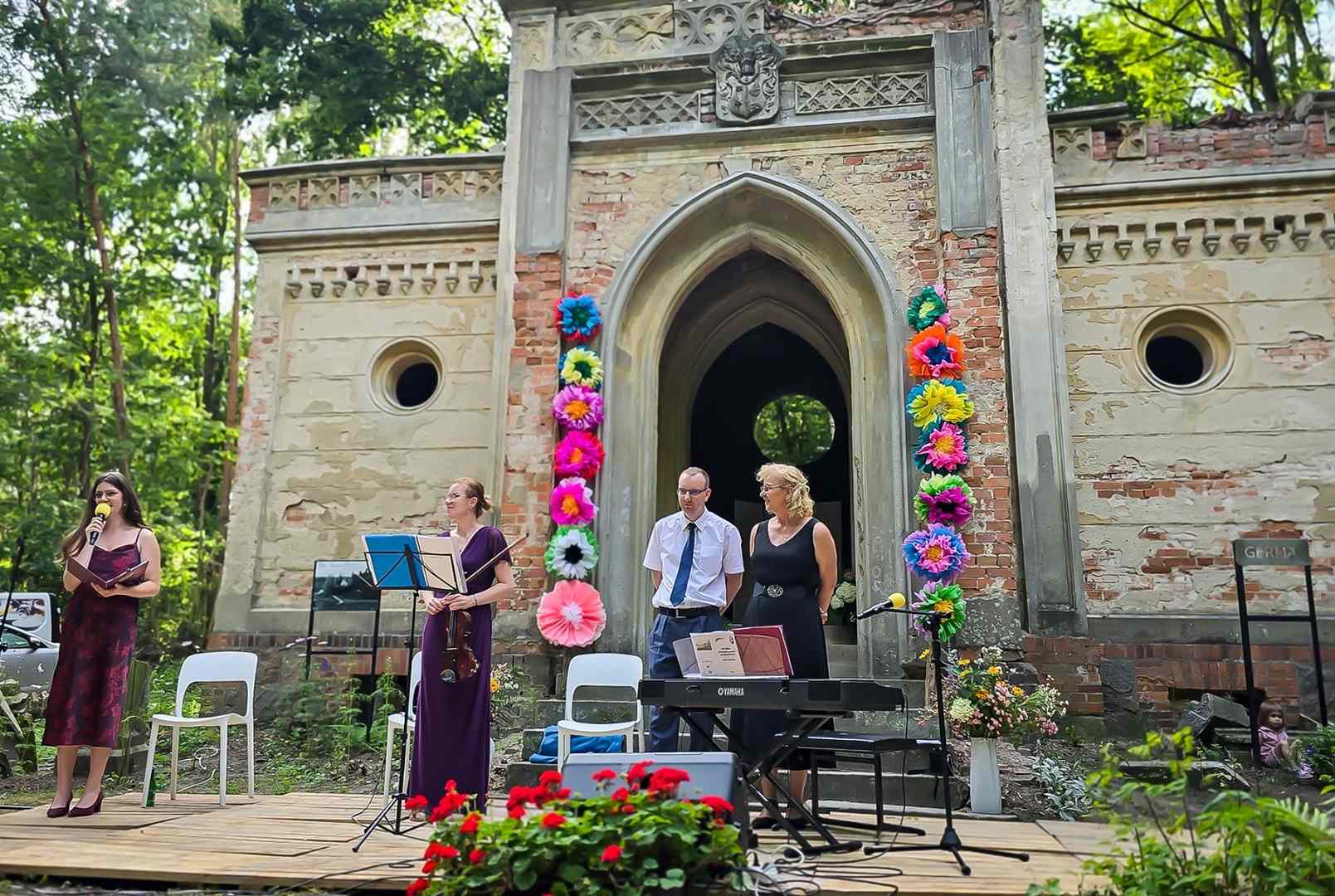 Koncert „Chopin i Mickiewicz” w Mauzoleum Witosławskim poruszył publiczność – muzyka, poezja i wzruszenia