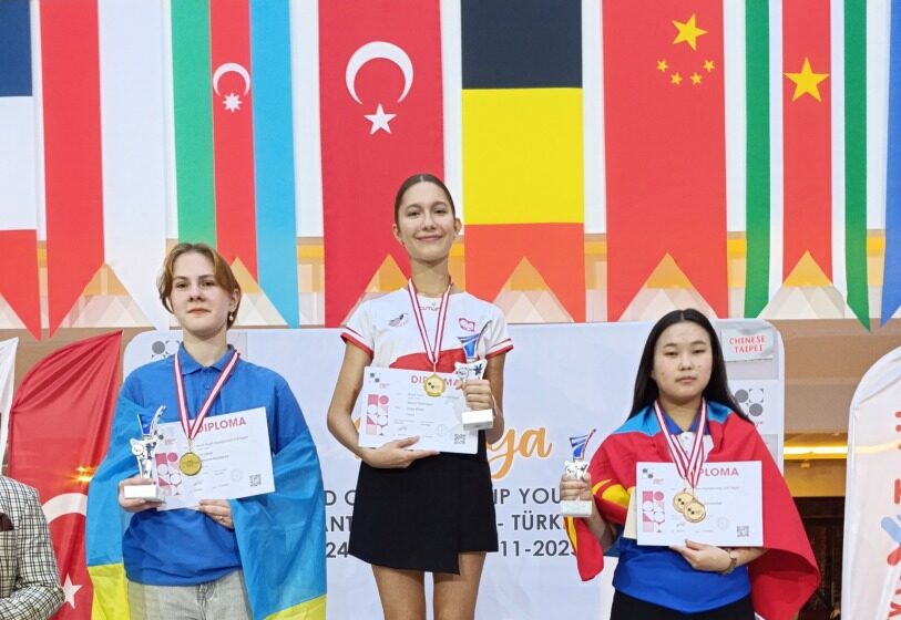  Złoty sukces Zofii Wideł z UKS Roszada Lipno na Mistrzostwach Świata w Turcji