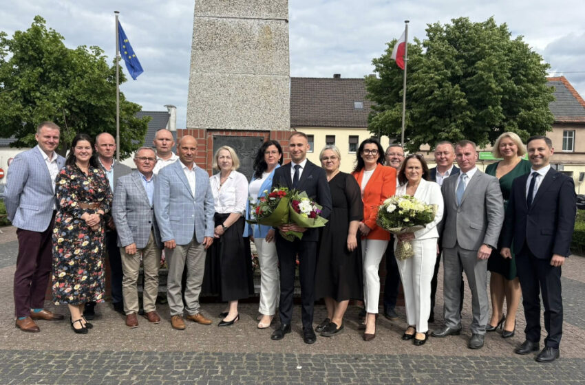  Jednogłośne absolutorium i wotum zaufania dla Wójta Gminy Święciechowa